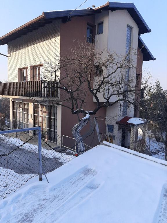 Studio Apartman Sarajevo 202 room 2