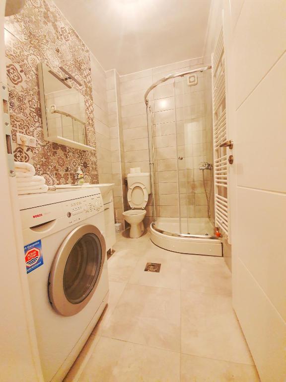 Apartman 44 room 6