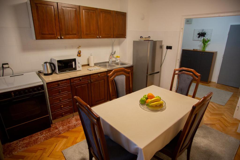 Apartment Luna room 6