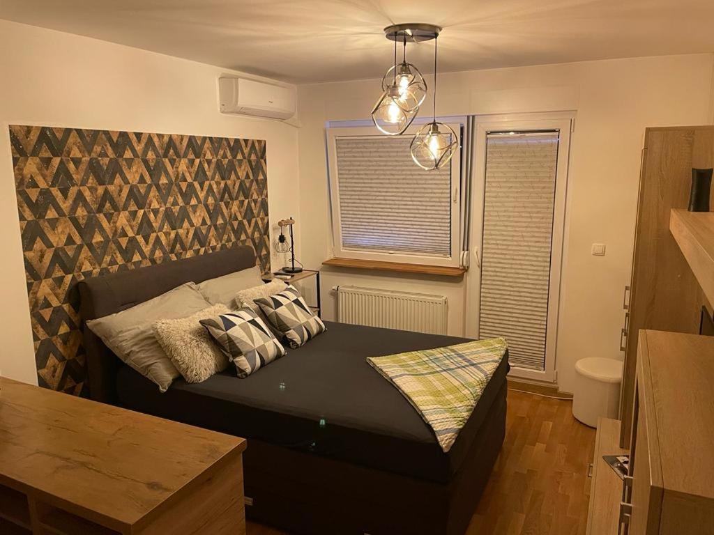Apartman Lux 79 room 2