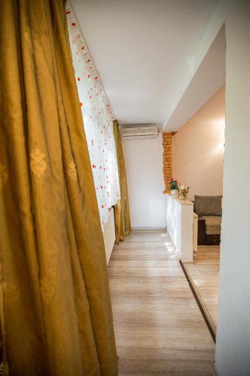 Apartament Maria room 4