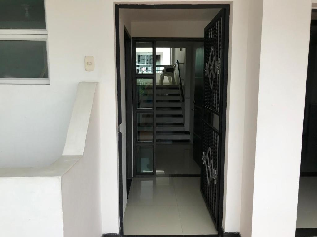 EDIFICIO PALANOA APTO 507 RODADERO – Fotos 3