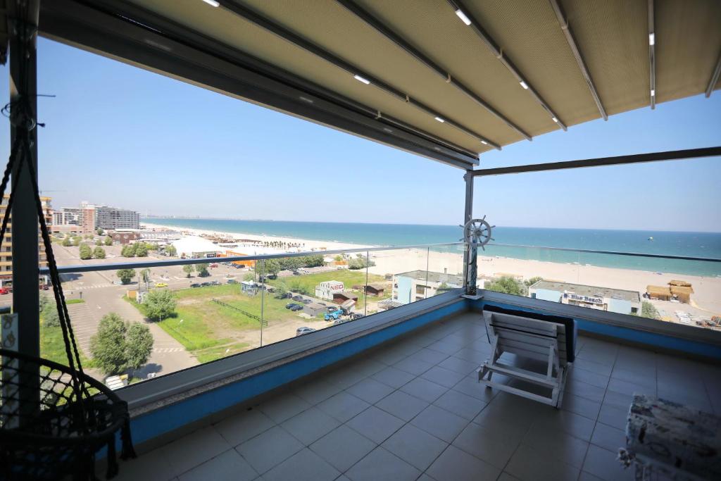 Aqua Marine Mamaia Summerland room 2
