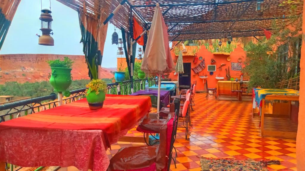Auberge ALI room 1
