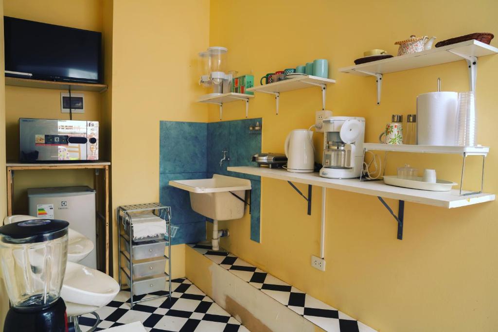 Barranco Sunset Paradise room 6