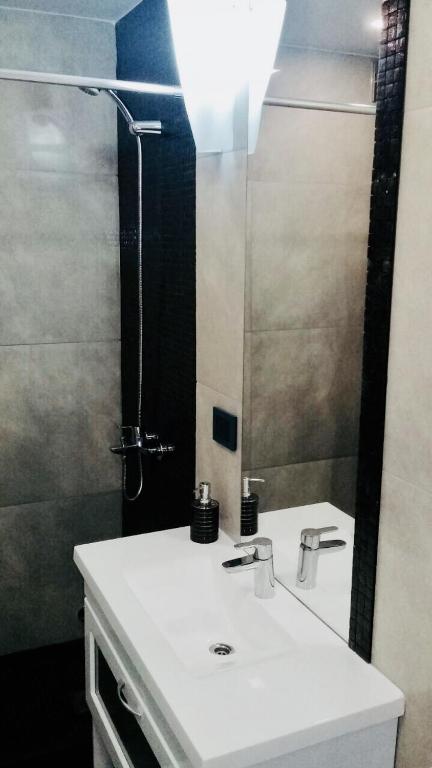 Studio Belgrano room 4