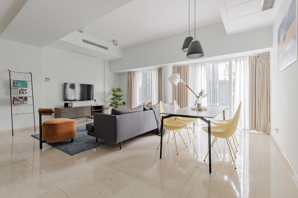 Blue Arch - Luxury Serviced Apartment in Central Saigon – Photos 2