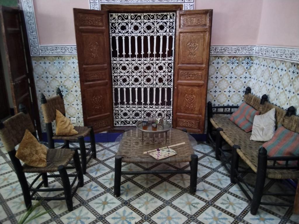 Riad Bouchouari 33 room 4