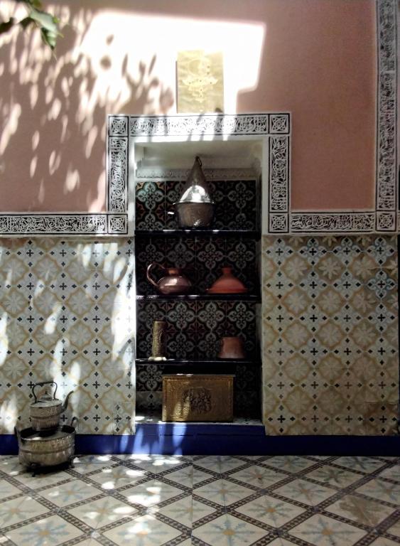 Riad Bouchouari 33 room 5
