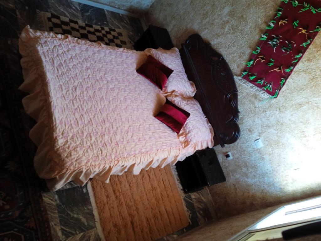 Brothers House 2 room 1