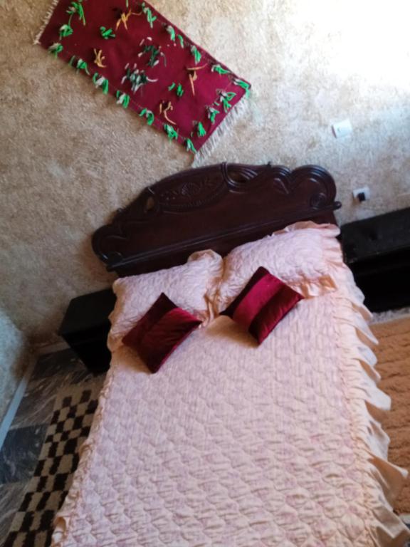 Brothers House 2 room 2