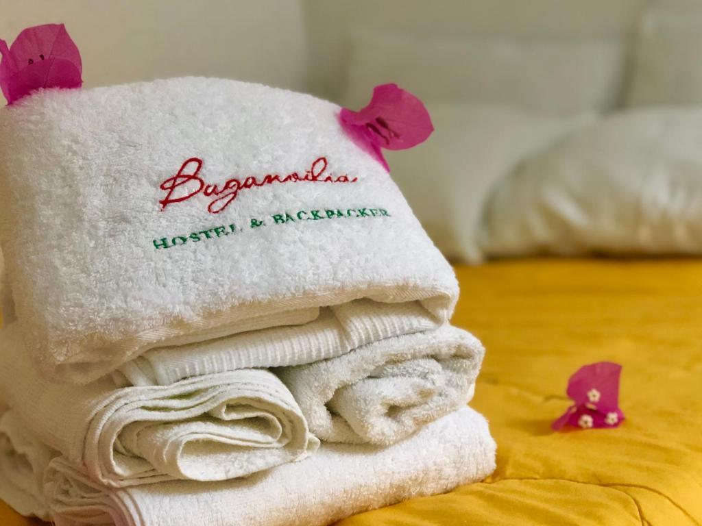 BUGANVILIA room 5