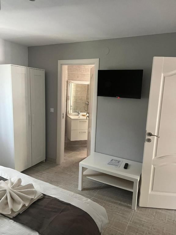 Cabana B2 langa strandul Banffy room 5