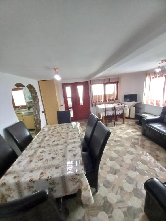 Casa David room 5
