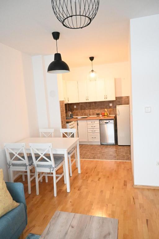 Apartman "Centar" Pale room 3