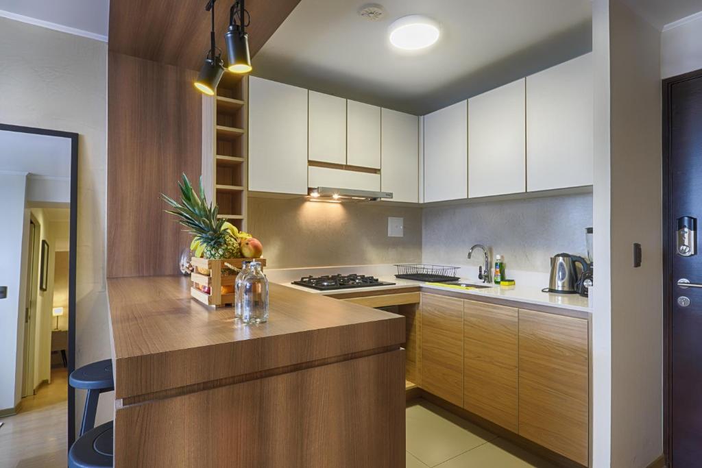 Cozy 2BR in LUXURY building room 4