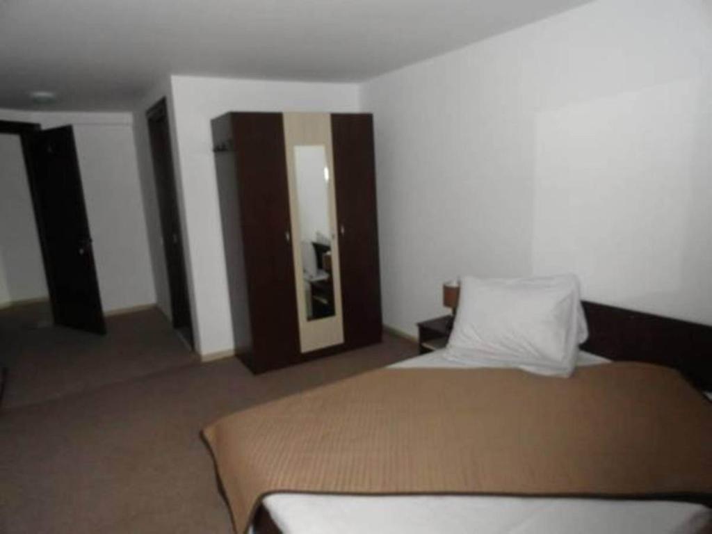 Pensiunea Cristina Racova room 6