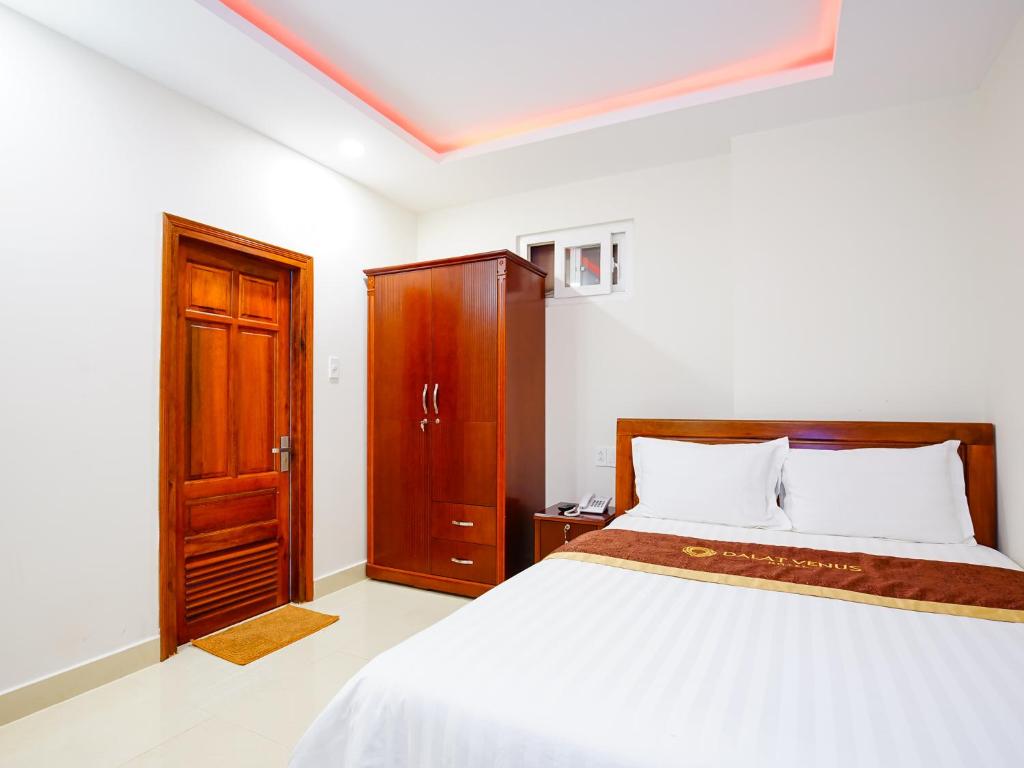 Dalat Venus Hotel room 5