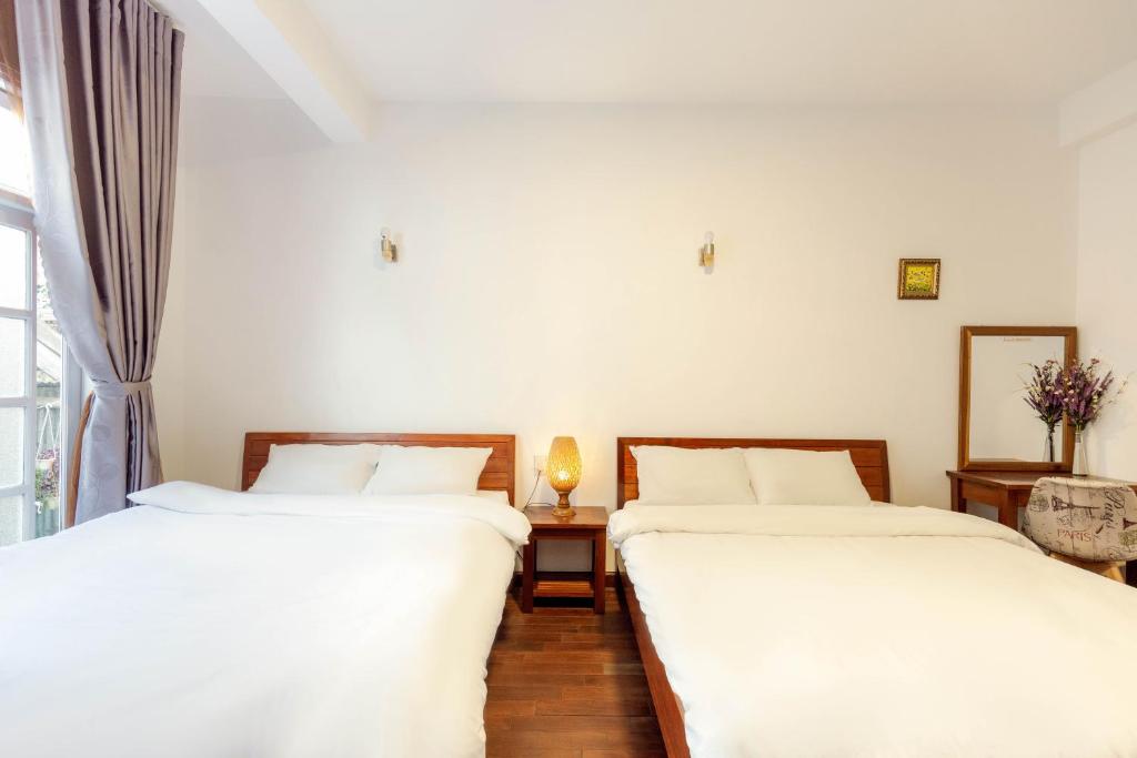 Dan Chi Hotel room 3