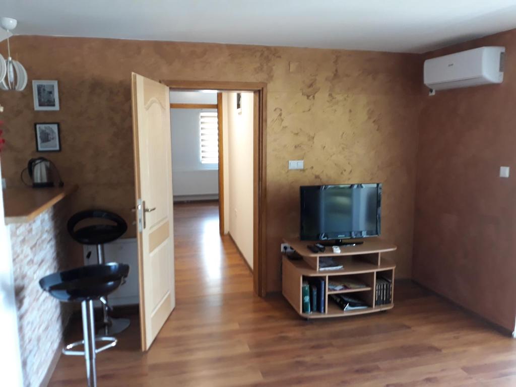 Apartman Dan & Noc room 4