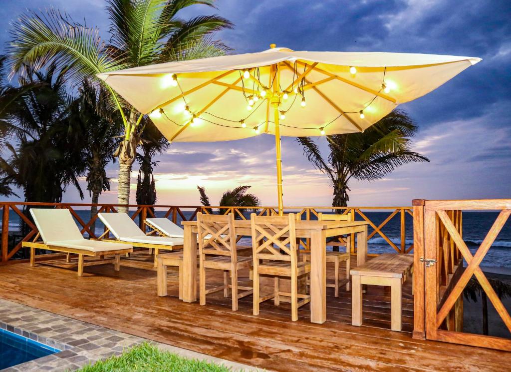 Brisas de Vichayito - Casa de Playa room 2