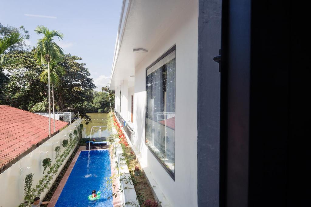 DKD TRIO Hotel room 4