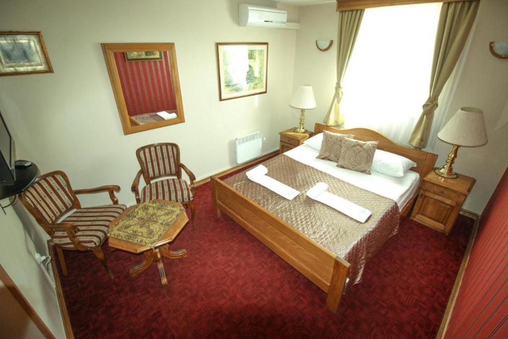 Room in BB - Charming double room in Sarajevo room 5