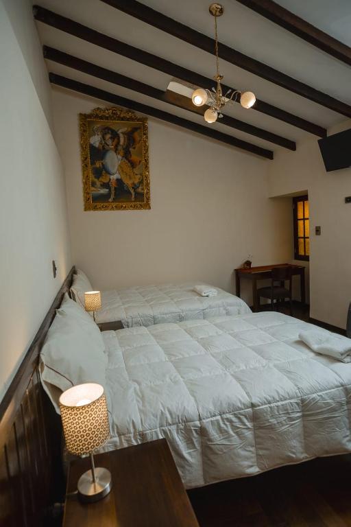 Emilia Hotel room 4