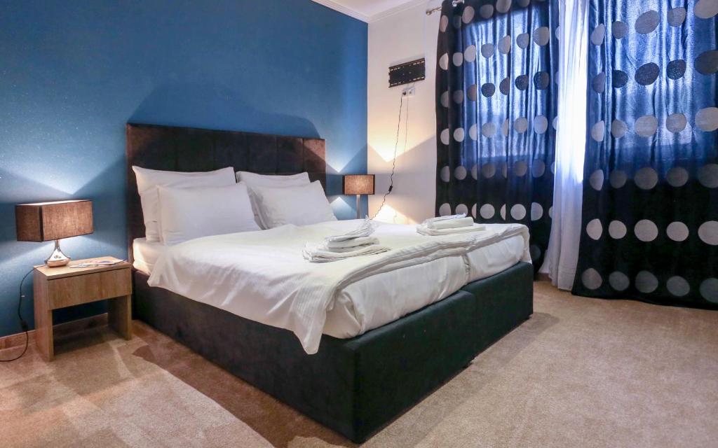 ESHE Boutique Hotel room 1