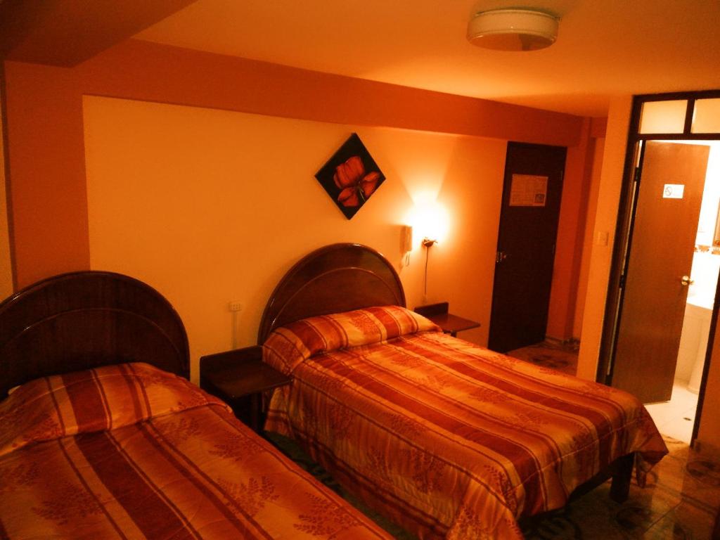 Hostal Estrellita Dorada room 6