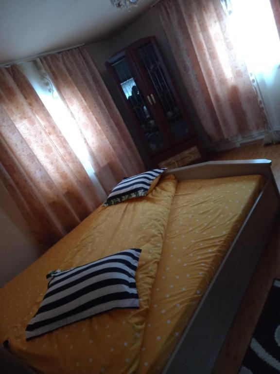 Casa Ghețari room 2