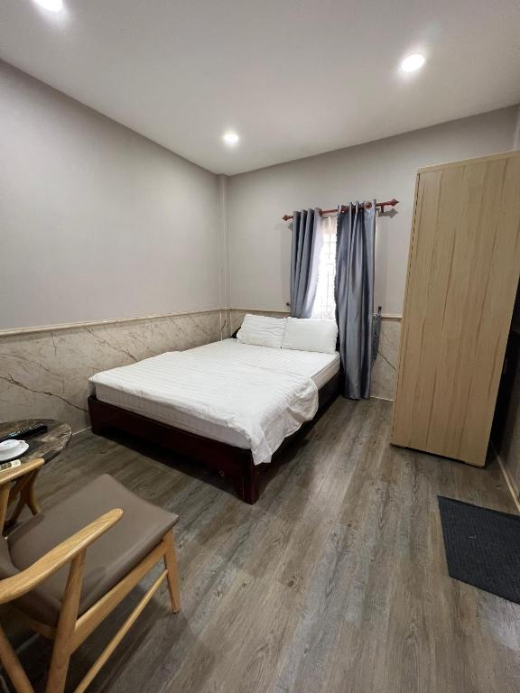 Golf Star Hotel room 5