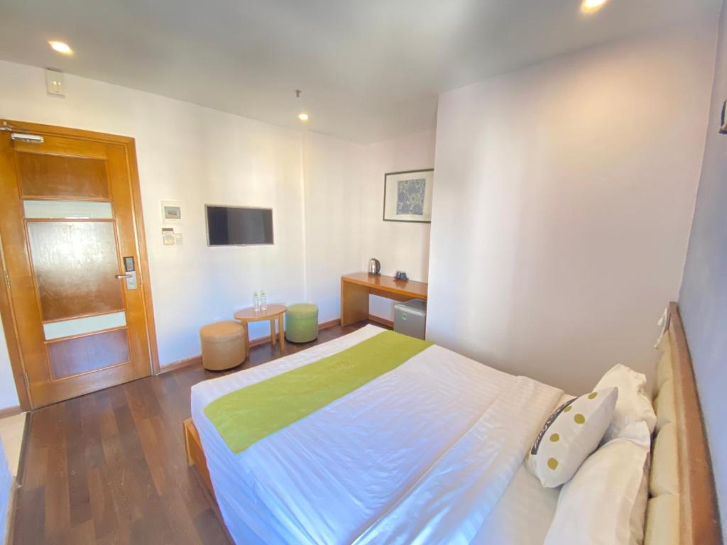 Hang Grand Danang Beach room 5