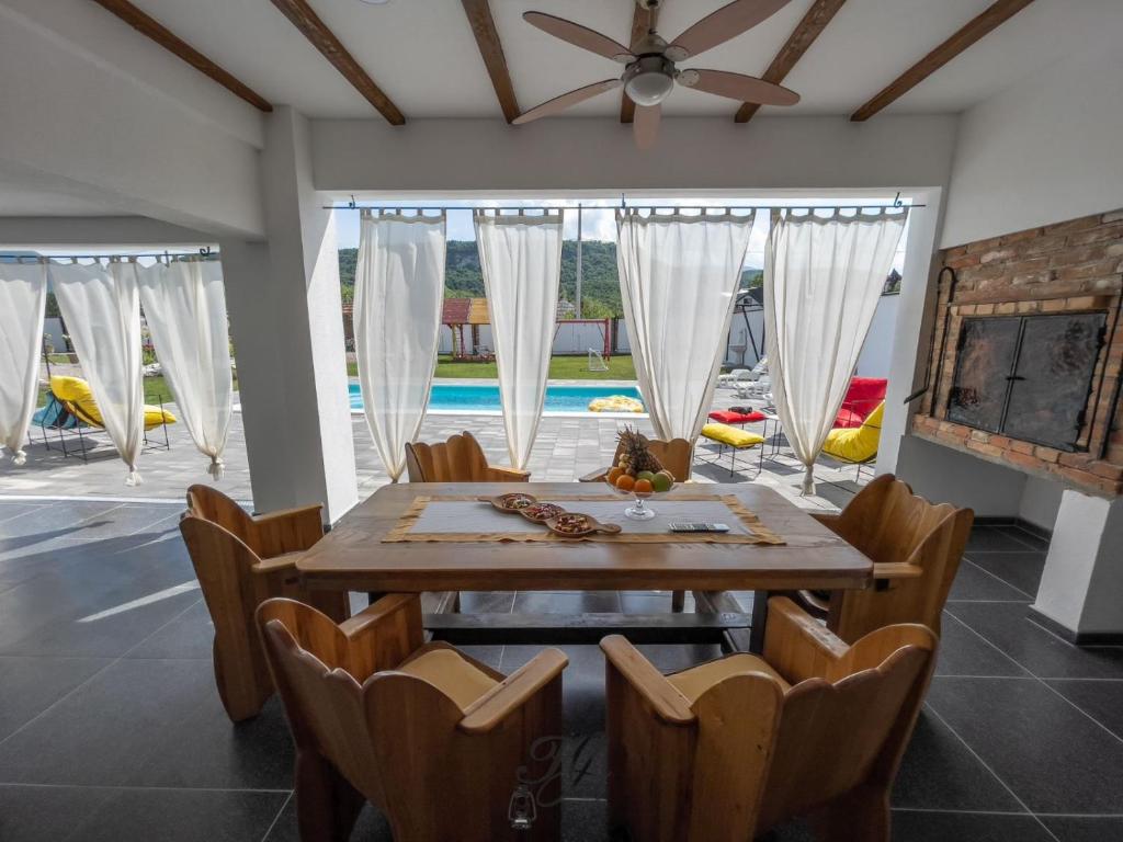 Family estate Hadžalova avlija room 6