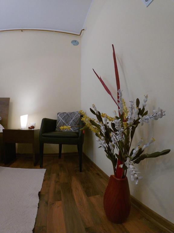 Apartment Honey room 5