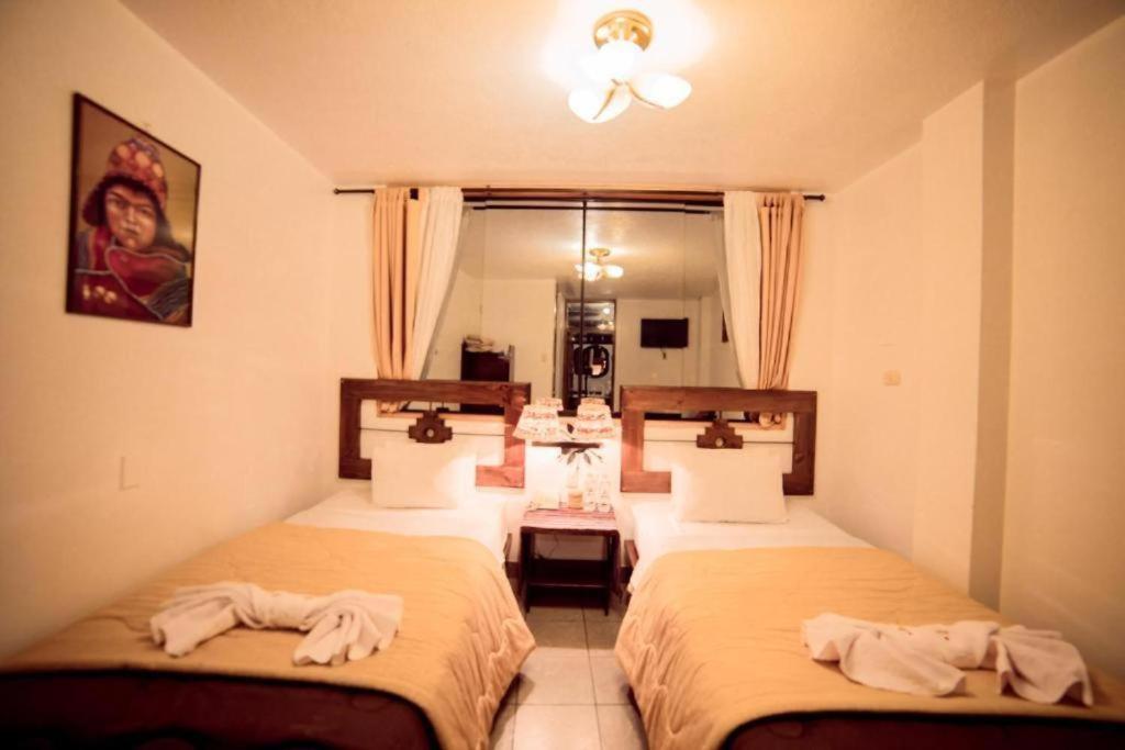 Hotel Humantay Classic room 1