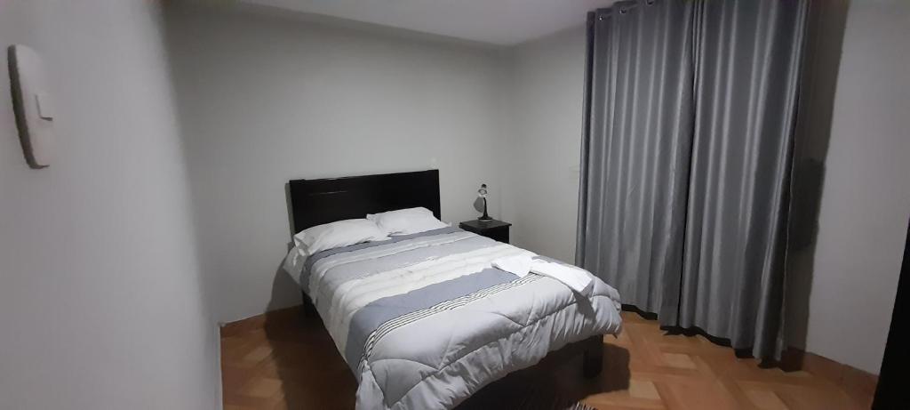 J - House room 1