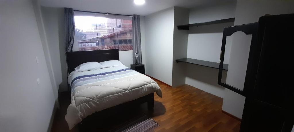 J - House room 2
