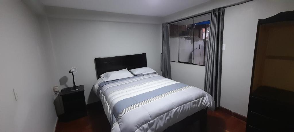 J - House room 4