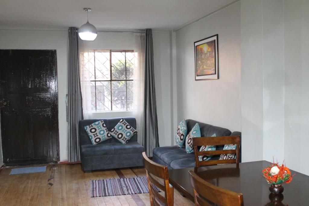 J - House room 5