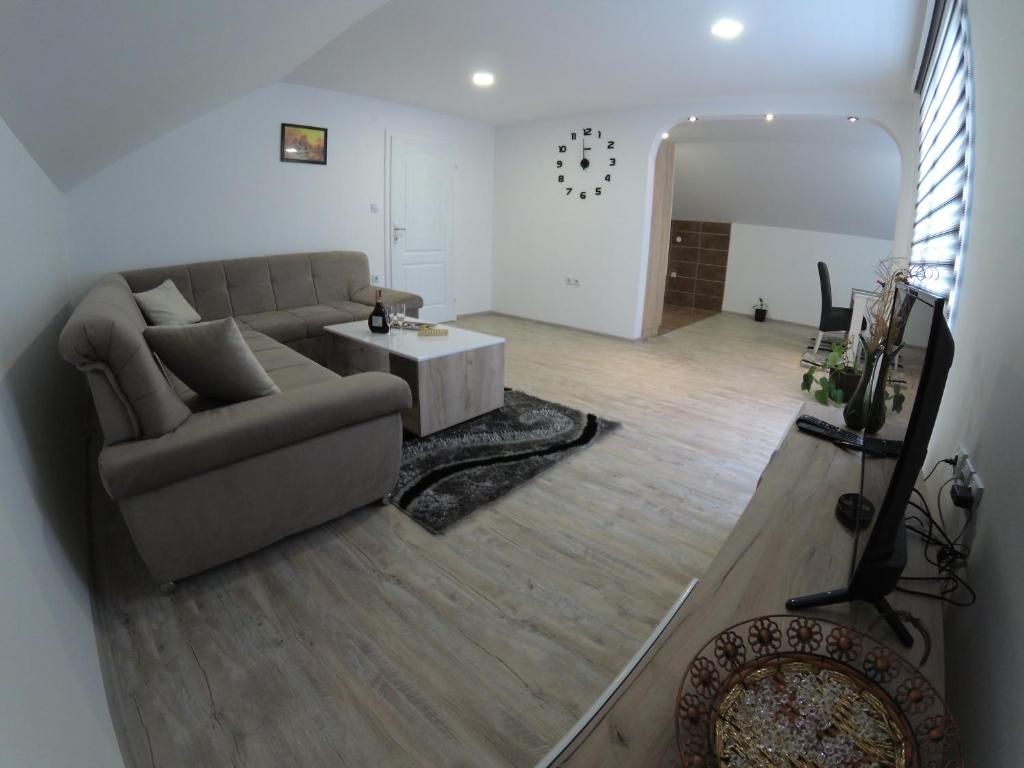 Apartman Karganovic room 1