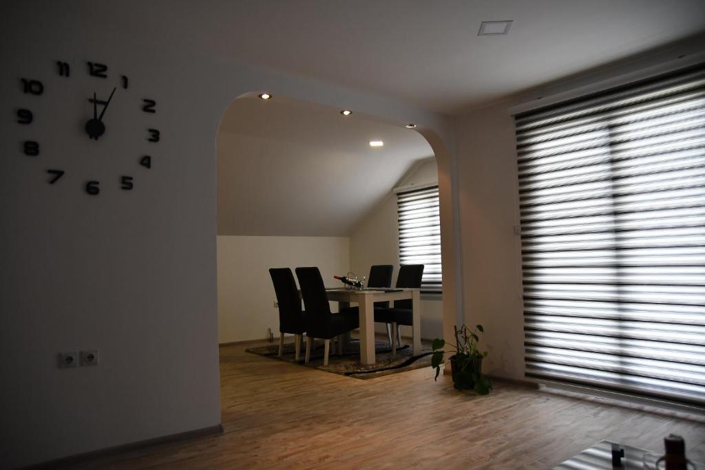 Apartman Karganovic room 6