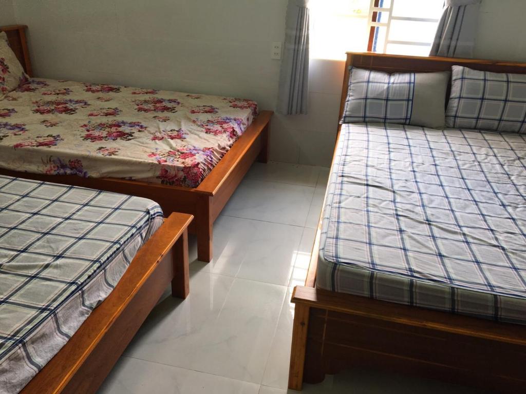 Khách sạn Ngọc Quỳnh room 1