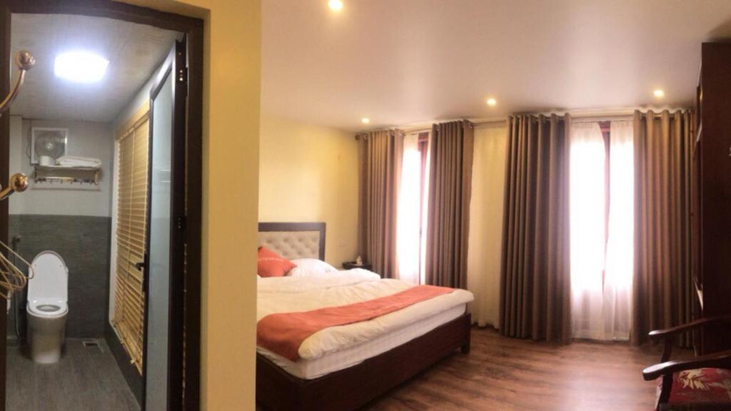 Khai Tam View Hotel room 6