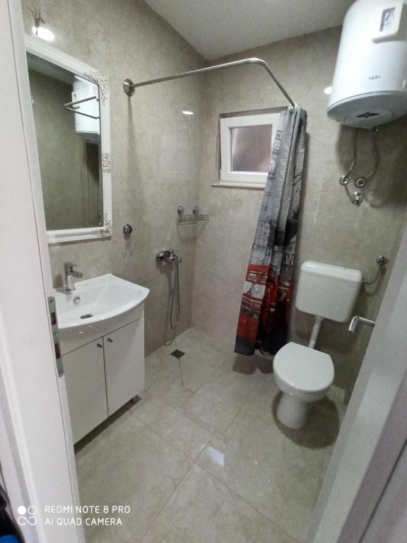 Apartmani Kula room 3