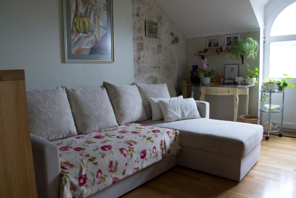 Kuressaare Romantic Apartment room 1
