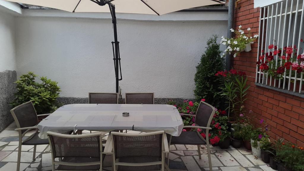 Little Paradise room 3