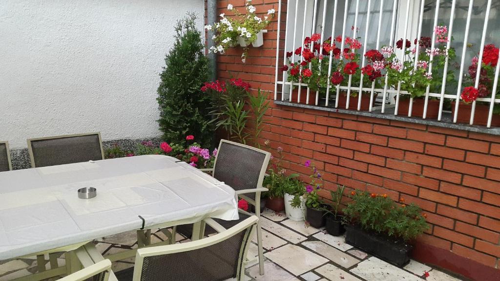 Little Paradise room 4