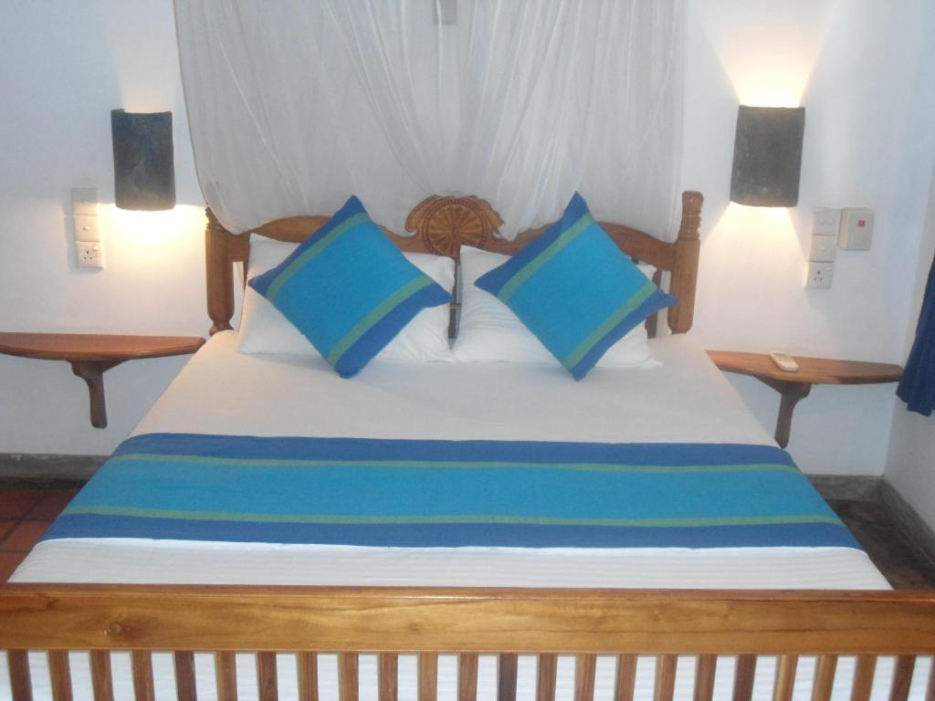 Little Paradise Tourist Guest House and Holiday Home room 1