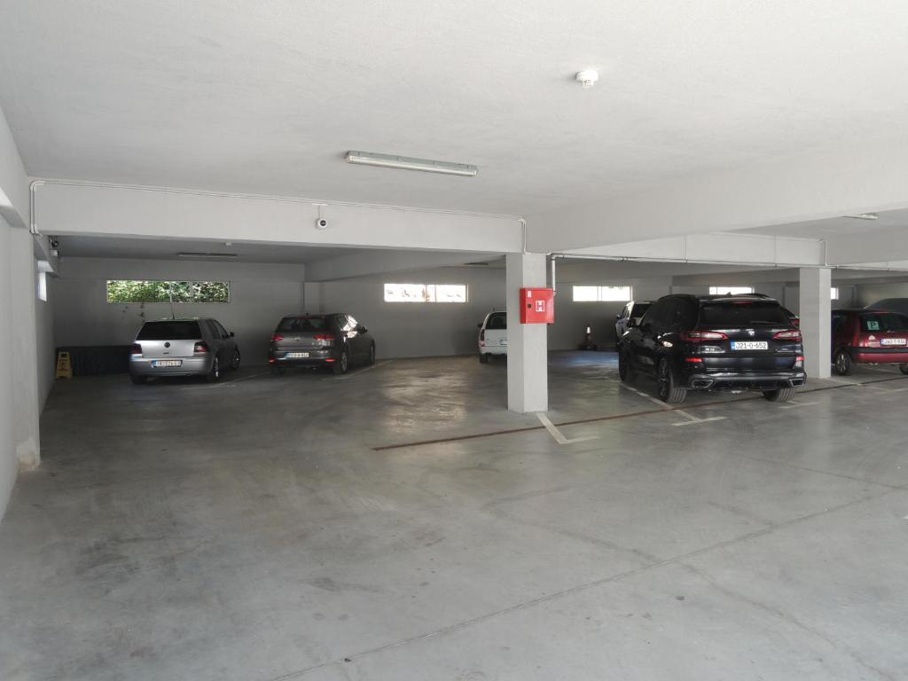 Hotel Logavina 8 Free Garage Parking room 6